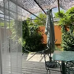 Les Logis Du Forgeron-gites Avec Piscine Pres D'angers