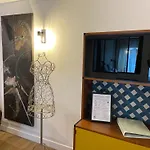 Les Logis Du Forgeron-gites Avec Piscine Pres D'angers Saint-Jean-des-Mauvrets