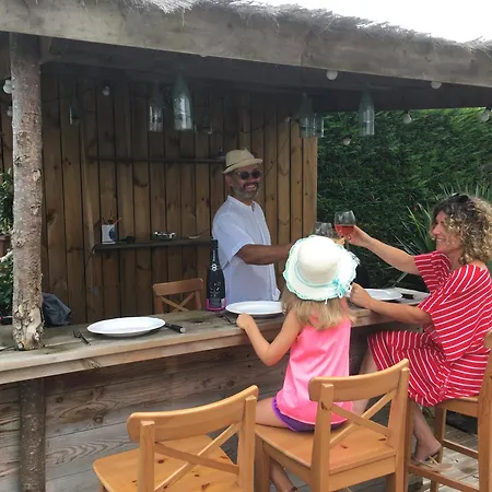Les Logis Du Forgeron-gites Avec Piscine Pres D'angers