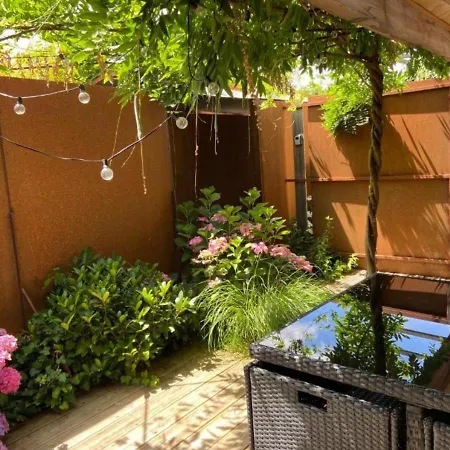 別荘 Les Logis Du Forgeron-gites Avec Piscine Pres D'angers Saint-Jean-des-Mauvrets