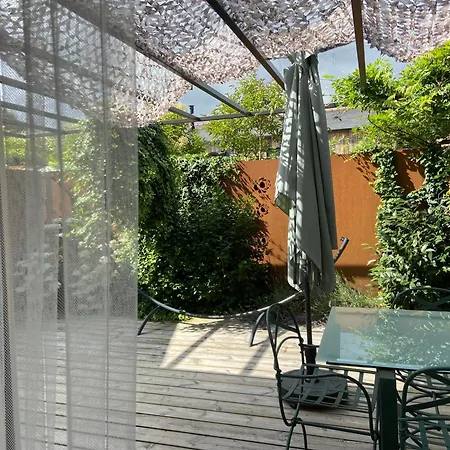 Les Logis Du Forgeron-gites Avec Piscine Pres D'angers